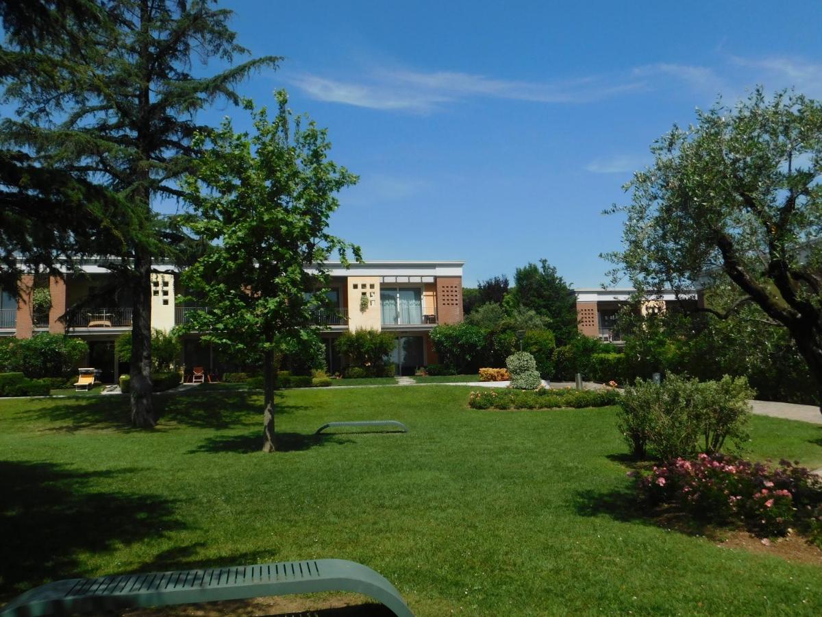 Lato Soleggiato @Gardazzurro Appartement Padenghe sul Garda Buitenkant foto