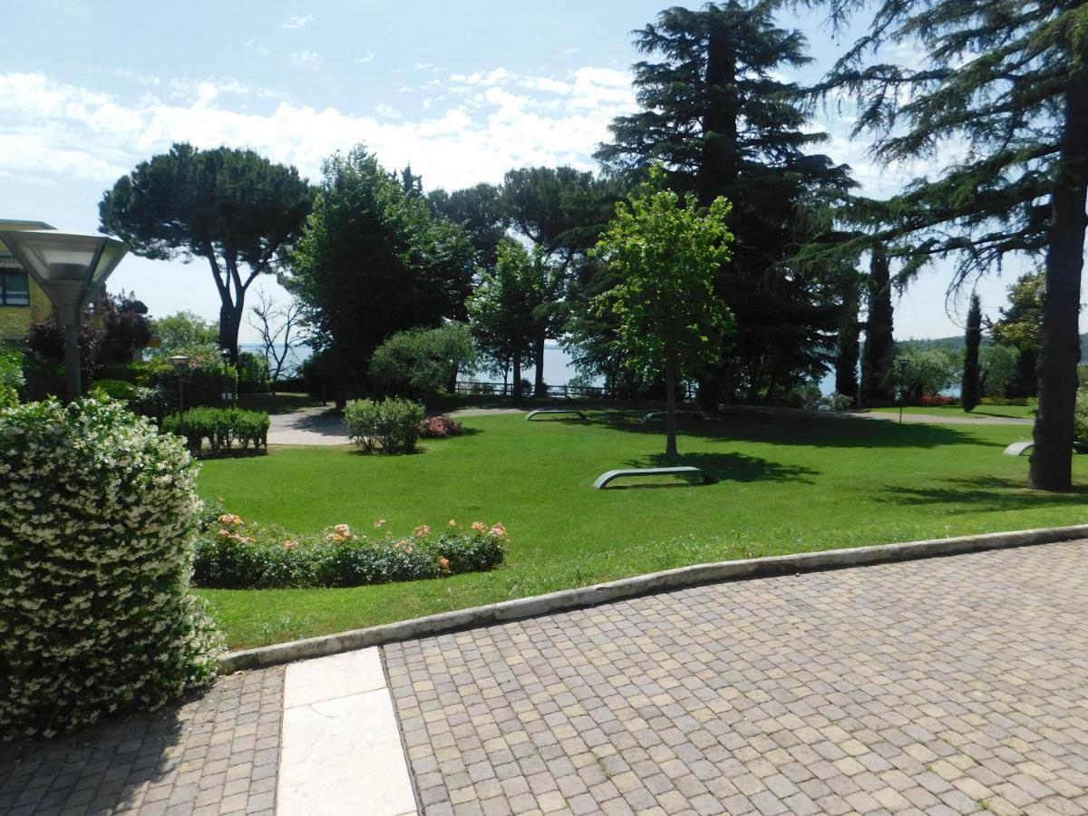 Lato Soleggiato @Gardazzurro Appartement Padenghe sul Garda Buitenkant foto