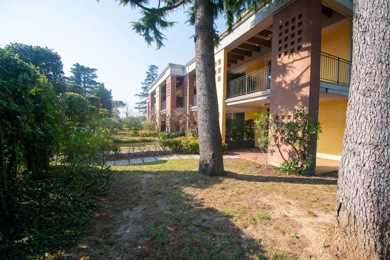 Lato Soleggiato @Gardazzurro Appartement Padenghe sul Garda Buitenkant foto