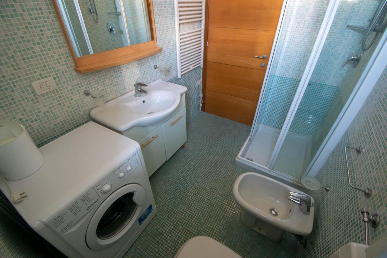 Lato Soleggiato @Gardazzurro Appartement Padenghe sul Garda Buitenkant foto